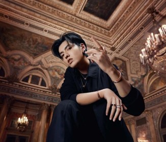 时尚女装、时尚服饰、流行服饰