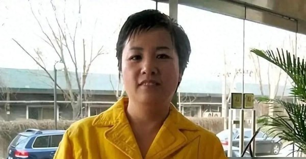 饶颖爆料赵忠祥性丑闻，有特殊性癖折磨她7年，真相究竟如何？