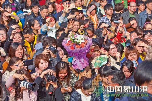 《华胥引》剧组象山影视城举行明星见面会