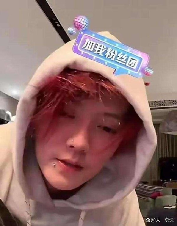 鹿晗关晓彤情感历程大反转，其实是每个人都可能经历的平凡爱情