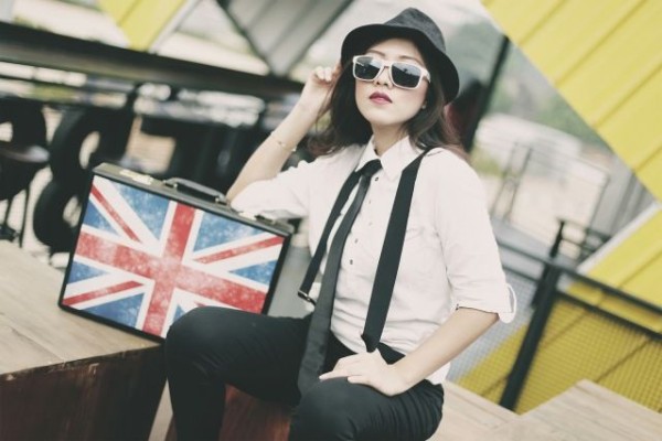 明星衣橱员工讨薪一年未果，明星创业公司如何没落