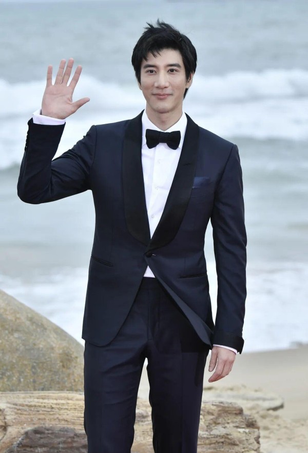 明星代言人危机频发，品牌该如何应对？