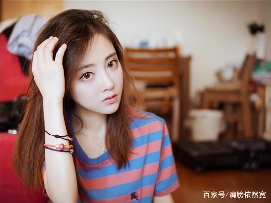 盘点几位网红代言，冯提莫代言，papi酱代言，没想到竟然还有她？