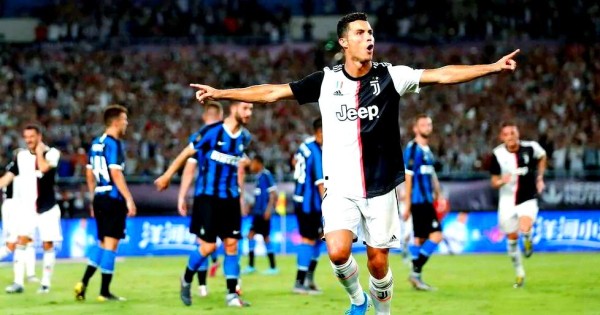 体育明星的社交媒体影响力与商业价值揭秘