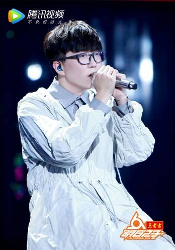 《消愁》被暗指抄袭