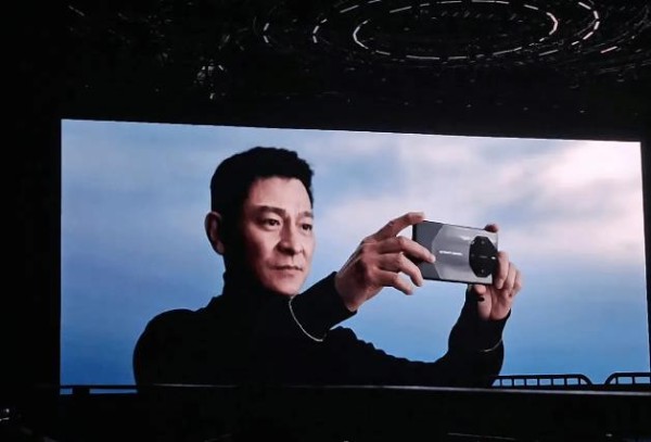 刘德华续约华为背后，一场发布会，锁定最大赢家身份