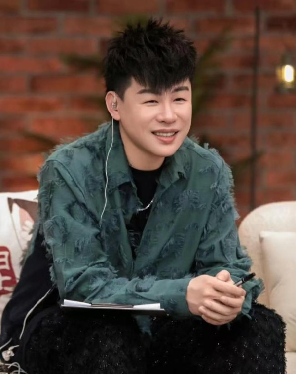 胡彦斌易梦玲 郝蕾表演训练营 绯闻背后的爱情探讨