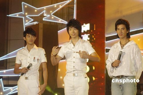 选秀出身的艺人缘何难成天王?