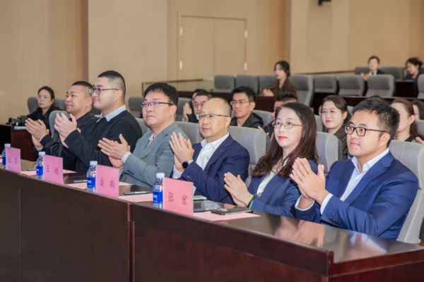 国企民企强强联合，西海岸体育集团携手双星名人集团开启战略合作新篇章