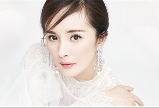 杨幂动怒质问个人隐私卖多少钱 希望有管部门管理