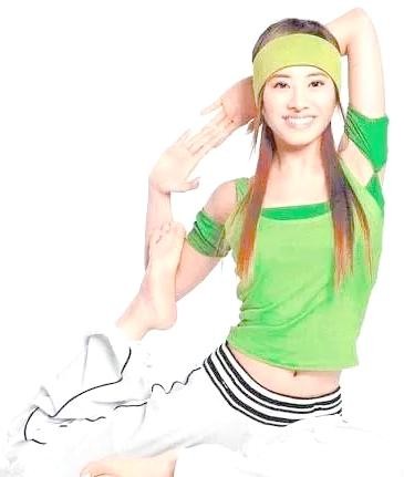 单腿鸽王式：明星瑜伽风采与技巧揭秘