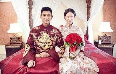 专业解读，明星为何要用婚礼直播晒幸福