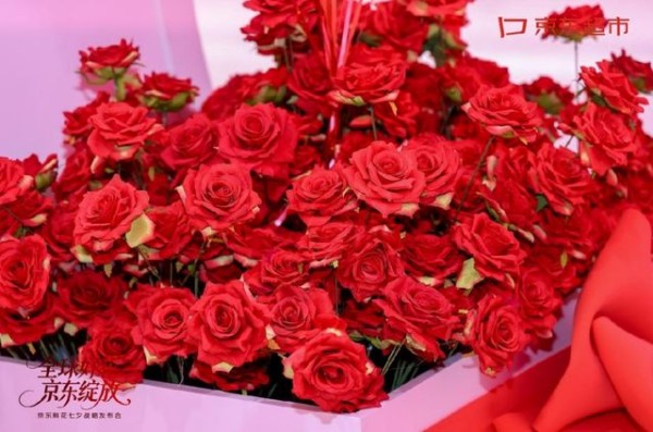 从瑞典王室到明星婚礼，厄瓜多尔玫瑰成名流首选，七夕送礼大热门