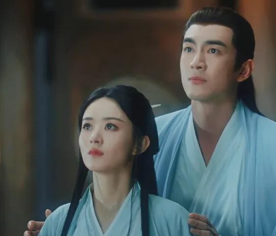 赵丽颖与林更新的“内八神”情头风波