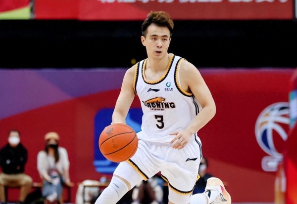 CBA今夏137人合同到期！赵继伟领衔，王哲林等人受瞩目