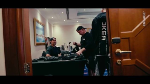 丹·霍克亮相UFC卡塔尔媒体日,多哈公开训练