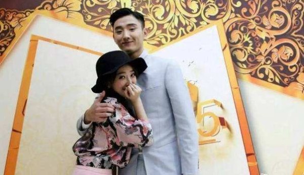 录完真人秀节目就分手的明星,前三对表面和平,第四对对簿公堂