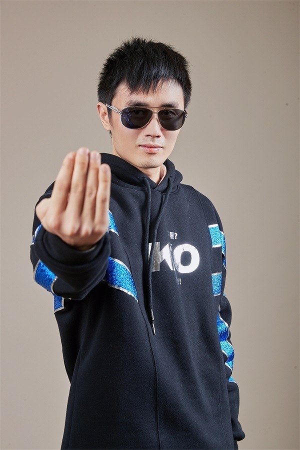 《LOL》LPL六周年—明星公益表演赛