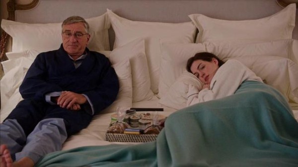 女强人和72岁实习生的公司风云