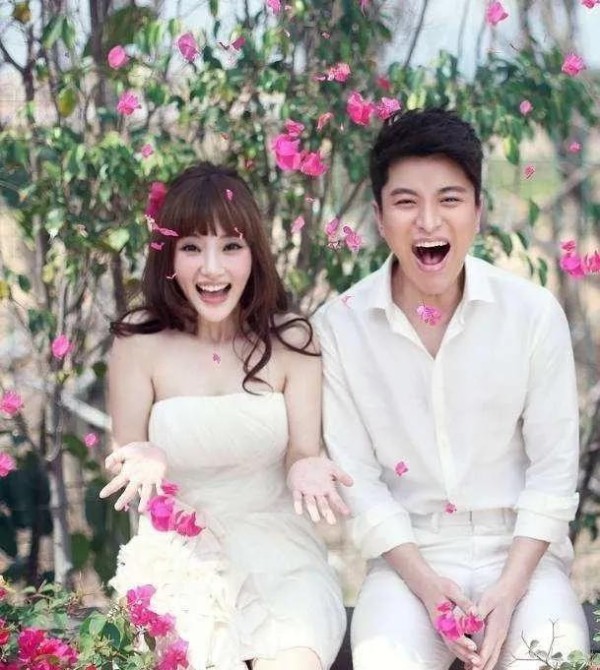 太突然了:李小璐事件再次升级,李小璐妈妈透露贾乃亮的“假面具