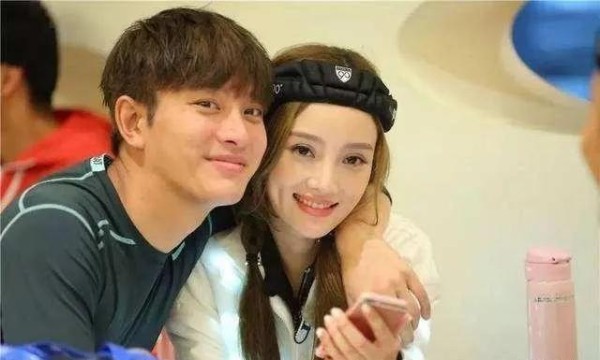 太突然了:李小璐事件再次升级,李小璐妈妈透露贾乃亮的“假面具