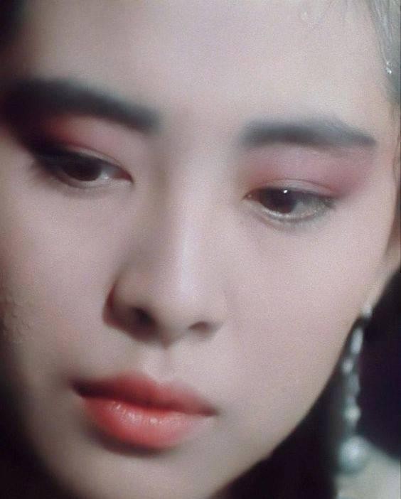 巅峰颜值,这些女星给过我们的惊艳