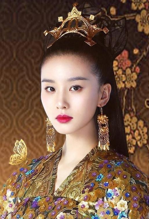 谁是最美古装女神，杨幂上榜，赵丽颖只排第四，而她众望所归！