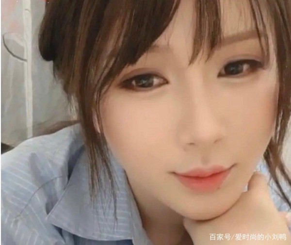 这几个干货美妆博主你必须要关注，各种化妆小技巧都能秒get