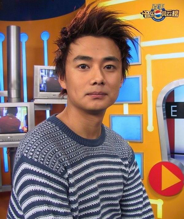 资料：《百事音乐风云榜》节目主持人徐睿
