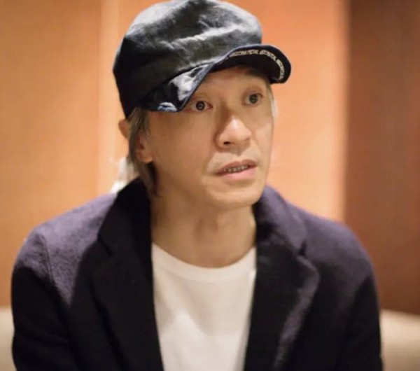 初代“星女郎”无戏拍，39岁容貌依旧在线，李卉的星路坎坷