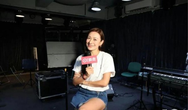 前TVB女星相隔多年再搞粉丝聚会劲感动，自爆曾经历低潮变得社恐