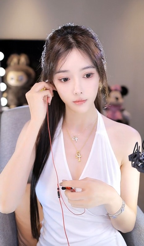 明星同款，芮甜甜透露婚礼花费六百万