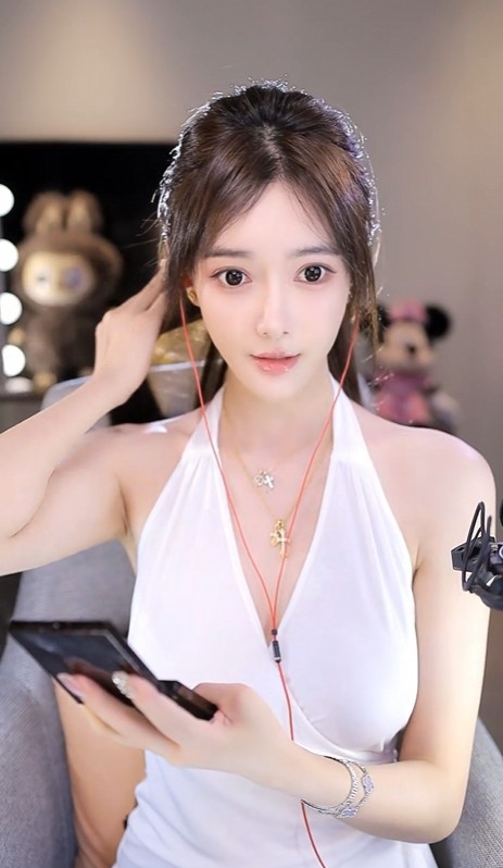 明星同款，芮甜甜透露婚礼花费六百万