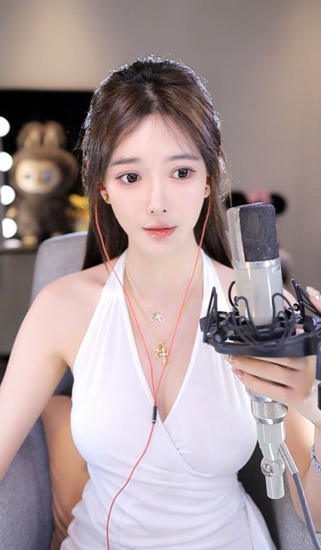 明星同款，芮甜甜透露婚礼花费六百万