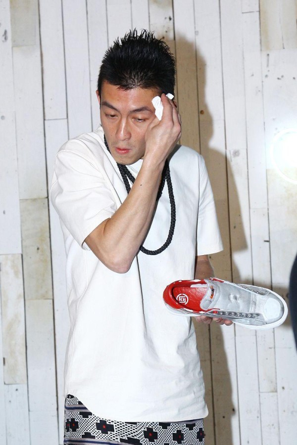 20年合作为何反目？Nike与陈冠希90万纠纷背后的商业逻辑