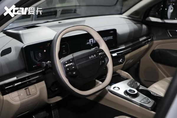 李娜倾情代言新狮铂拓界 起亚携全明星车型闪耀广州车展