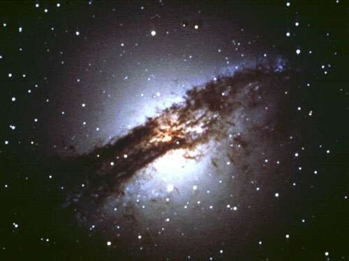 美科学家将公布首批照片证明黑洞存在(组图)