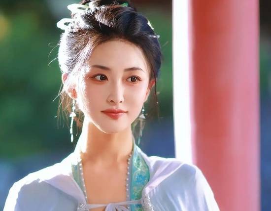 短剧女演员曝剧组杀生 网友评论区两极分化