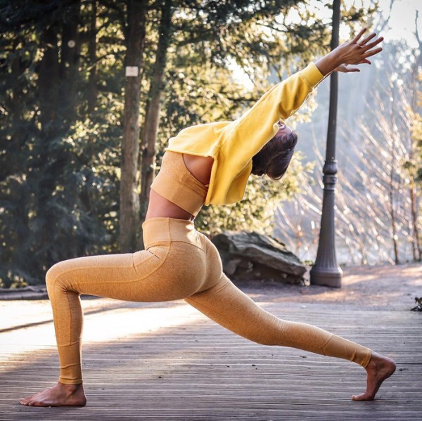 做艺人应向李艺彤学习,哪里不行练哪里,要勇于锻炼和改变自己