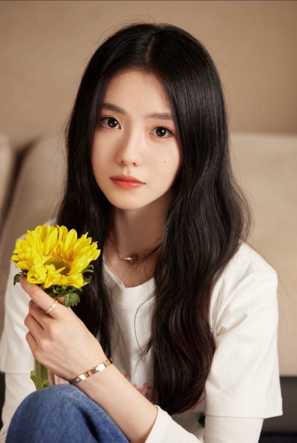 刘浩存李一桐等16位明星居家写真曝光