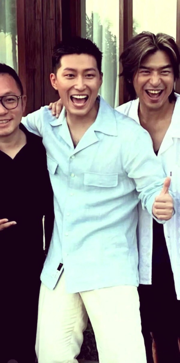 娱乐圈中的爱情与婚姻：从豪门到赘婿的蜕变