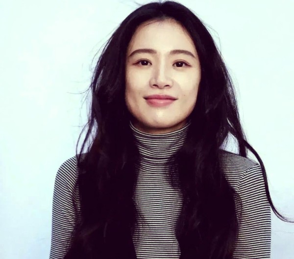 李梦签约乐华：开启演艺生涯新纪元