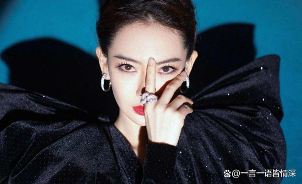 明星为何热衷报读EMBA？揭秘戚薇考北大背后的产业布局与人脉资源