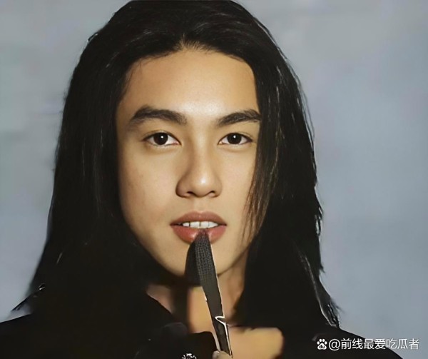 朱孝天删贾玲微信上热搜：娱乐圈社交的真实与体面之争