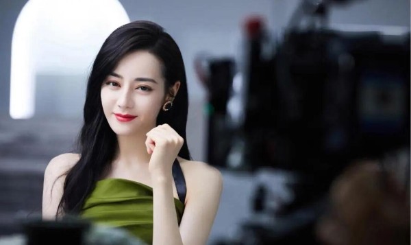 艺人真实生活的背后故事与情感探索