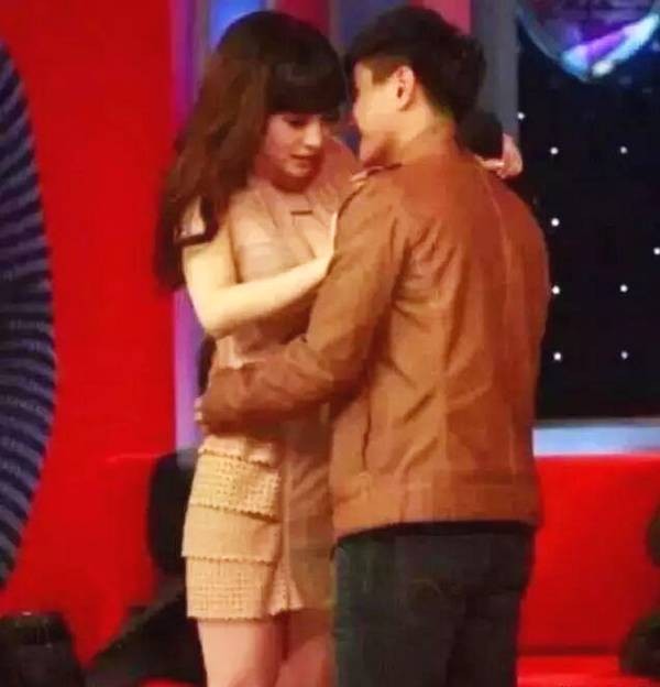 风光的背后不是沧桑就是肮脏 明星的成名史