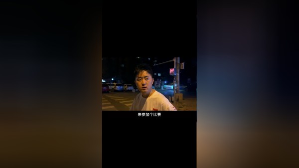 街头采访:原来你是星光大道里那颗璀璨的星星