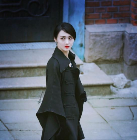 娱乐圈中戏外邋遢到家，而戏内却美成仙女的女星就只有她了！