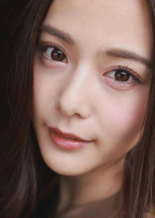 吉高宁宁跨界当歌手？暗黑声线能否征服乐坛？