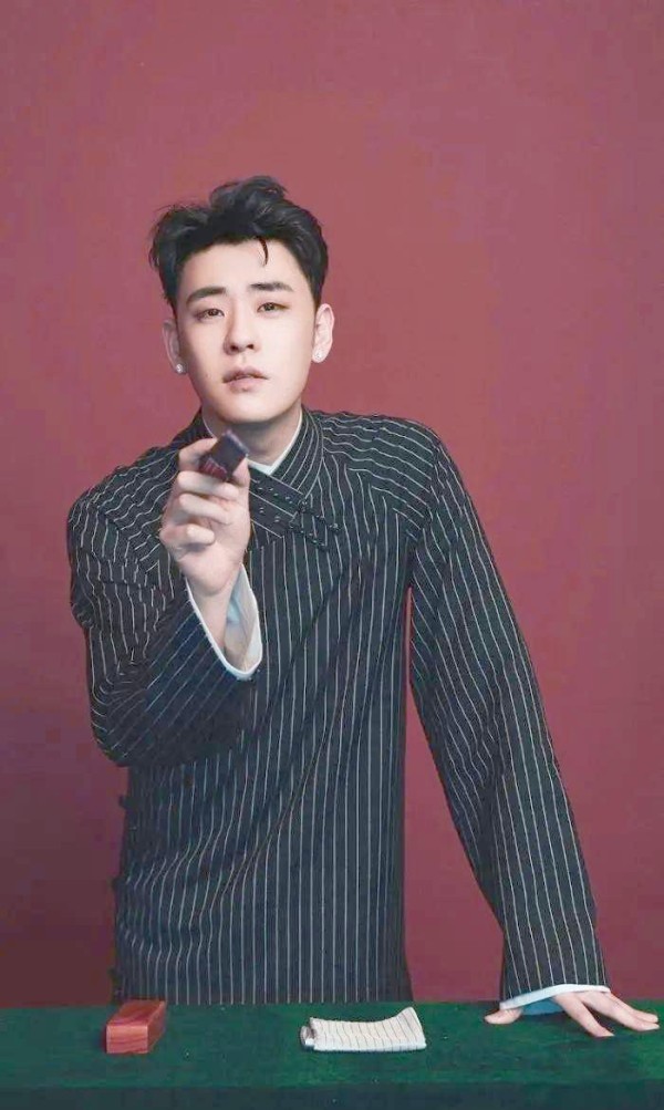 张云雷：从相声演员到音乐新星的蜕变